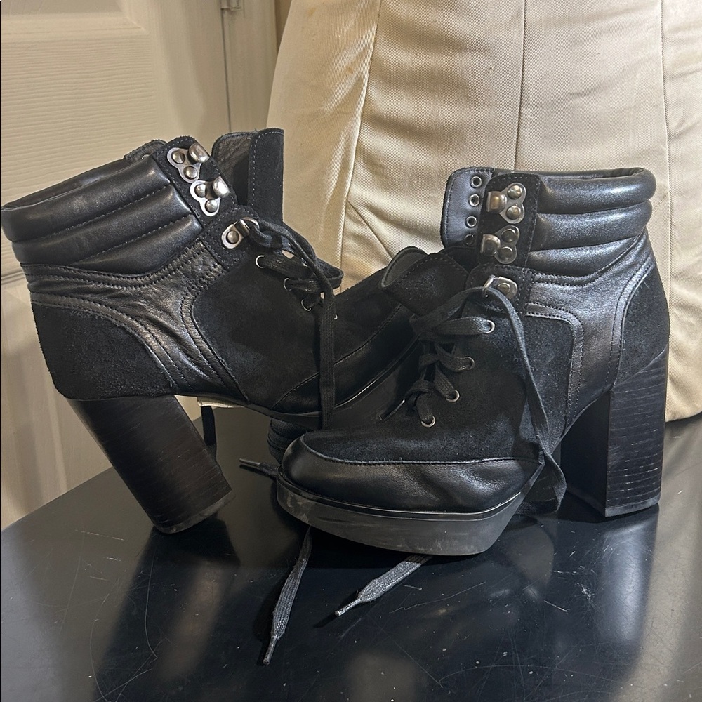 •SALE•Bruno Ferrini Lace Up Women's Combat Leather & Suede Boots/GUC/No Box